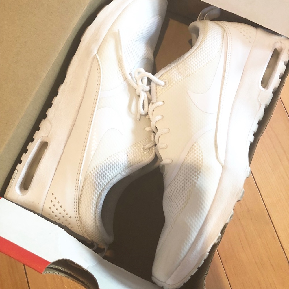 Nike Women’s Air Max Thea